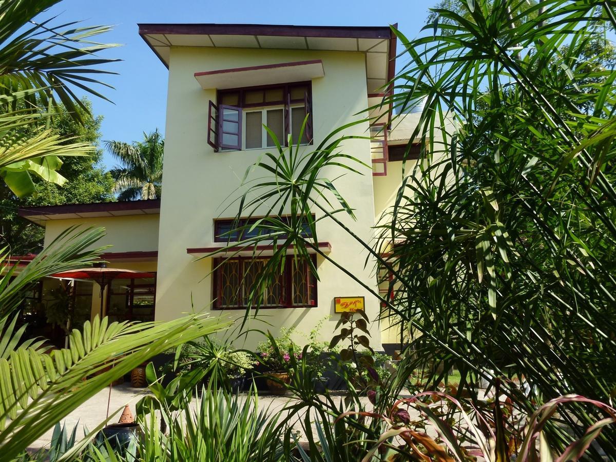 Alamanda Inn, Boutique Hotel And French Restaurant Yangon Luaran gambar
