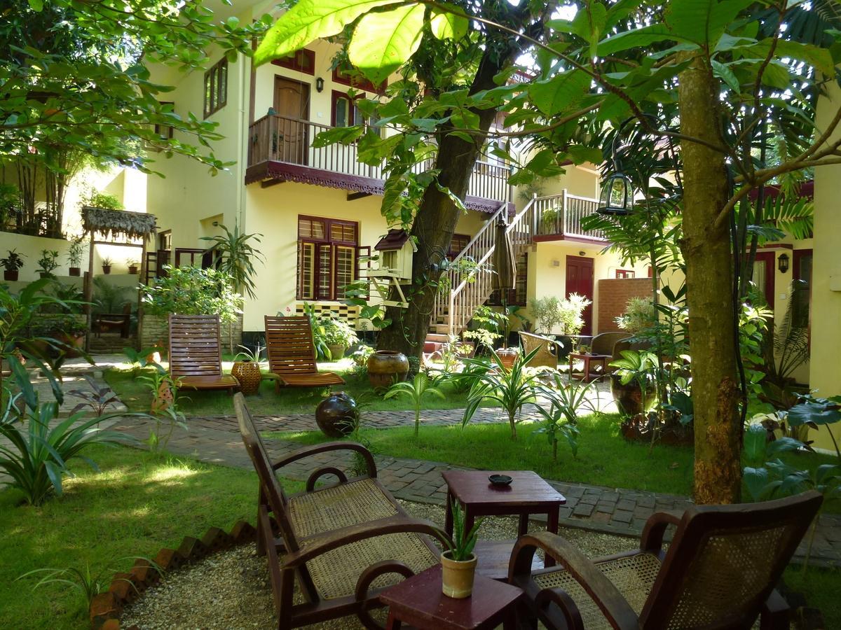 Alamanda Inn, Boutique Hotel And French Restaurant Yangon Luaran gambar