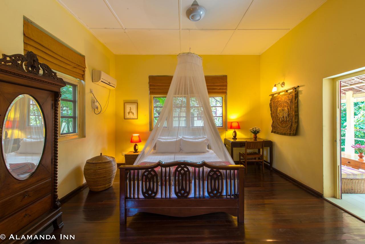 Alamanda Inn, Boutique Hotel And French Restaurant Yangon Luaran gambar