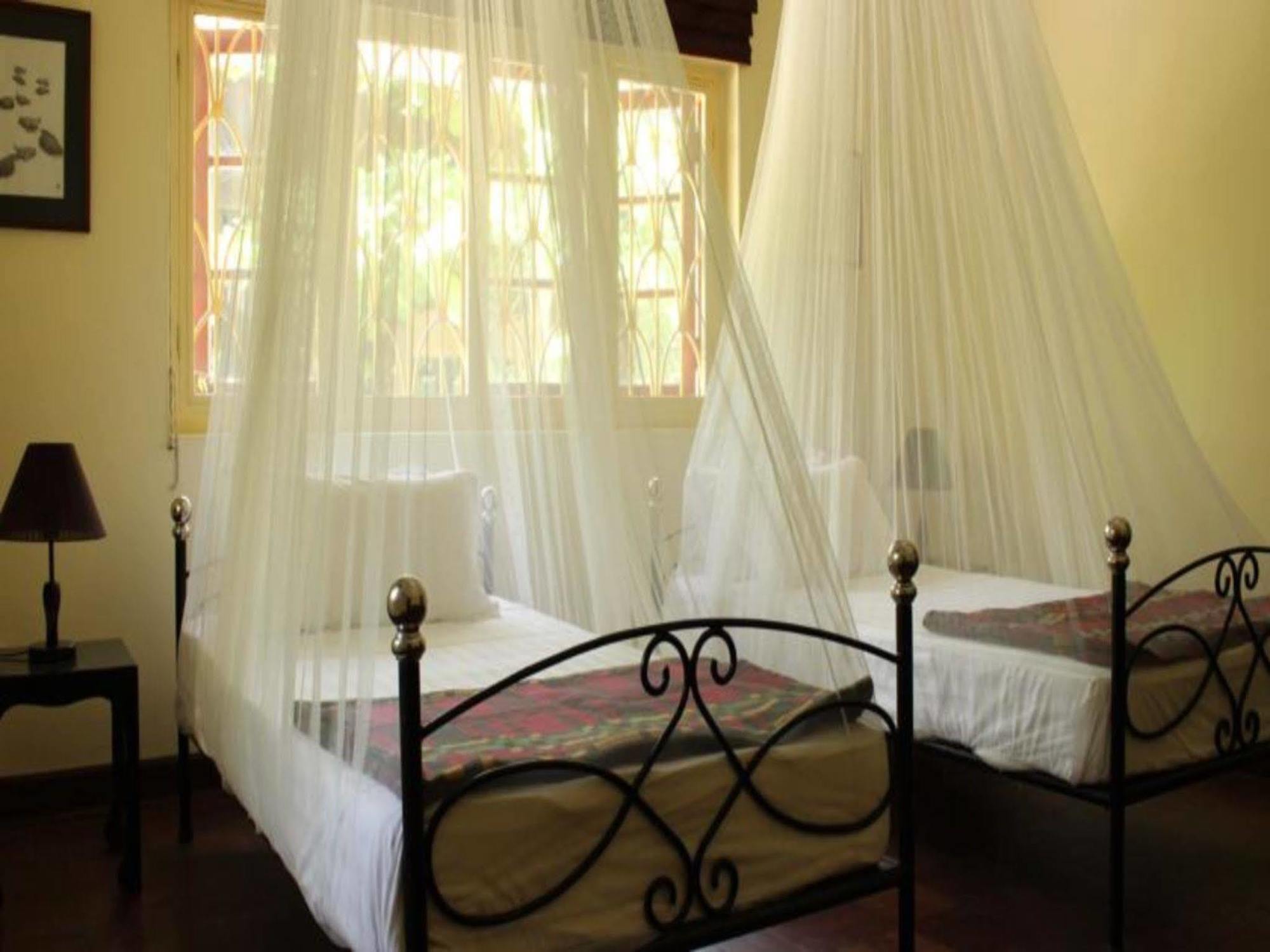 Alamanda Inn, Boutique Hotel And French Restaurant Yangon Luaran gambar
